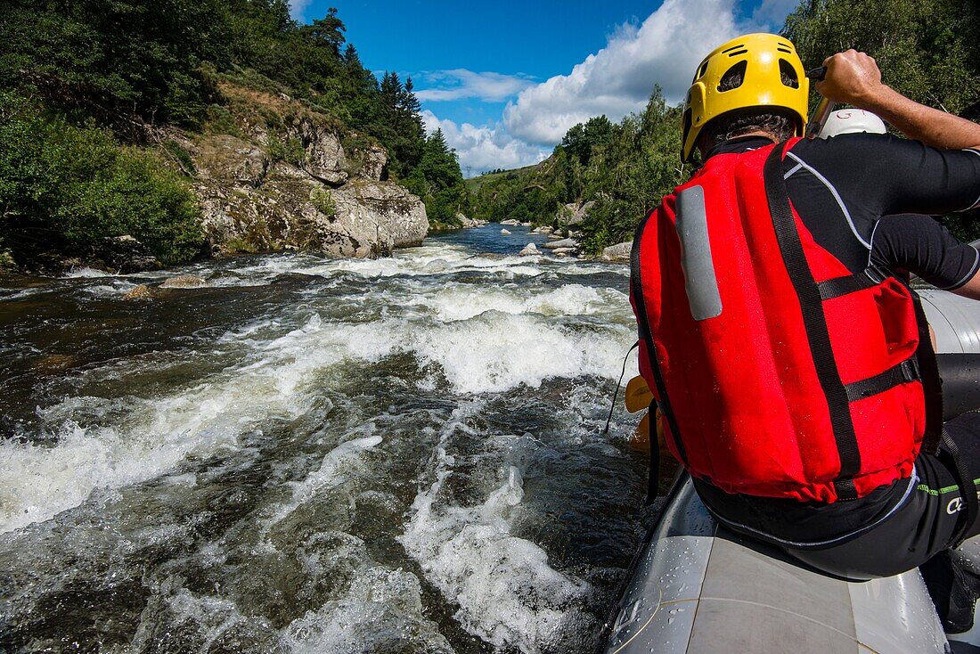 France, Lozere, Fontanes, rafting on the Allier\n