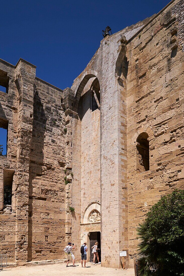 France, Herault, Villeneuve les Maguelone, near Palavas les Flots, Saint Pierre et Saint Paul Maguelone cathedral built on a former volcanic island, Western Front and portal\n