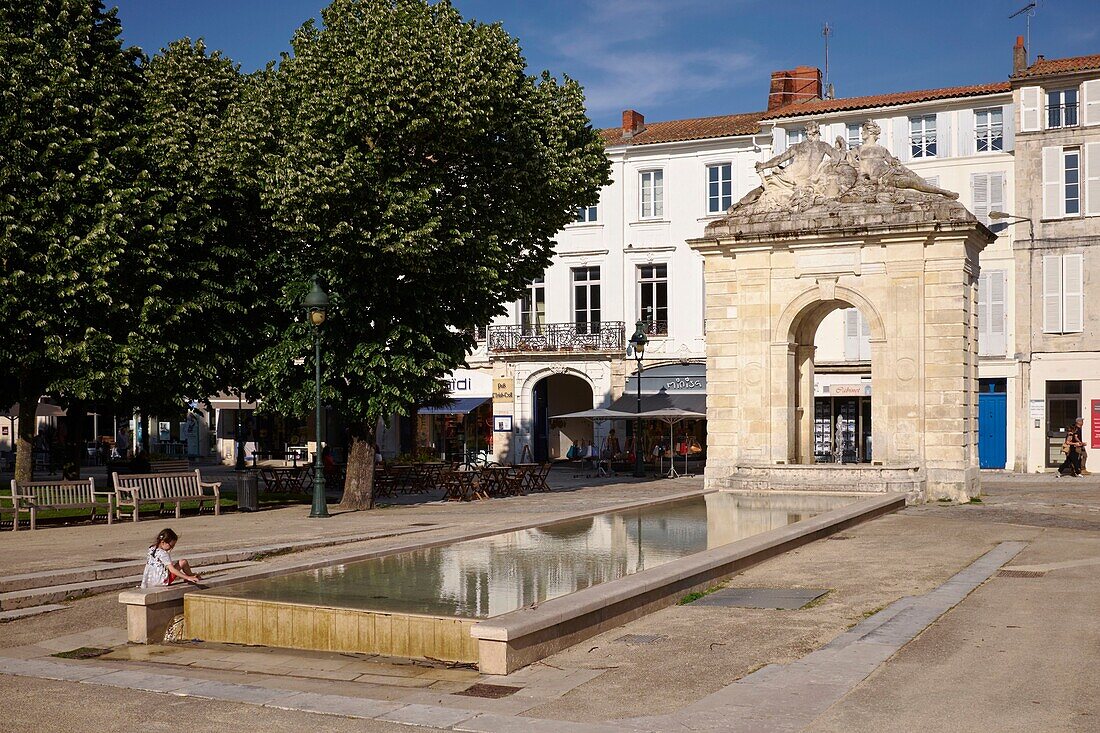 France, Charente Maritime, Rochefort, Place Colbert and its monumental fountain\n
