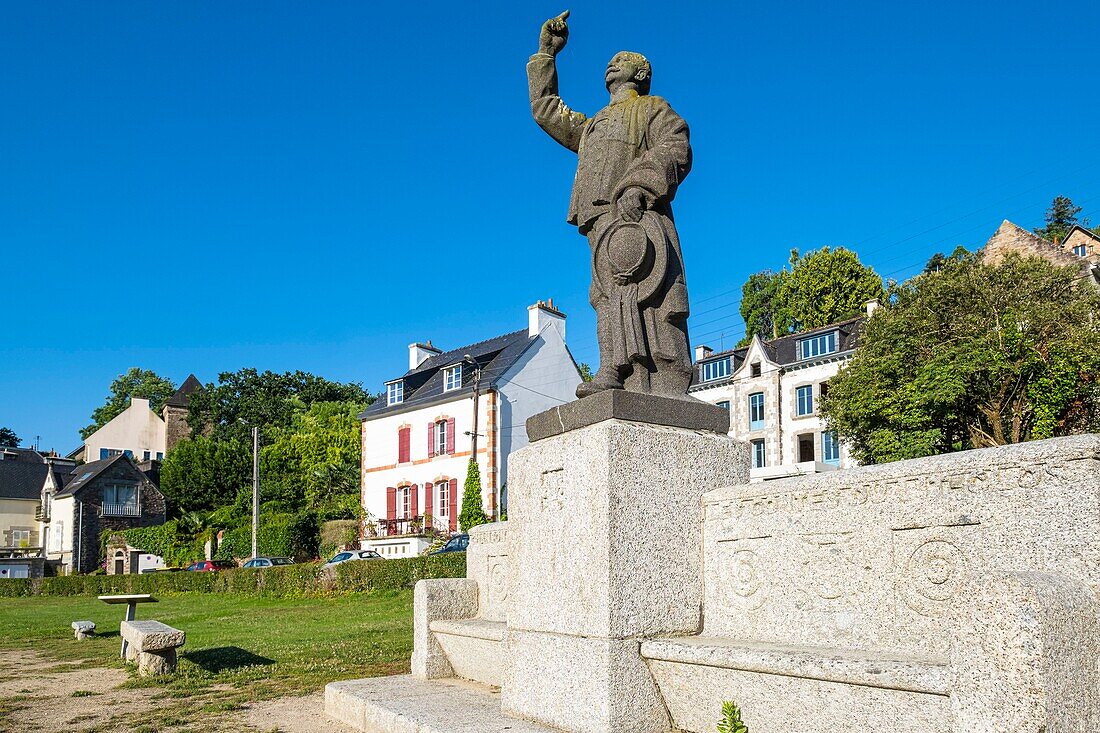 France, Finistere, Pont-Aven, Theodore Botrel Square, tribute to the French singer-songwriter, poet and playwright (1868-1925)\n