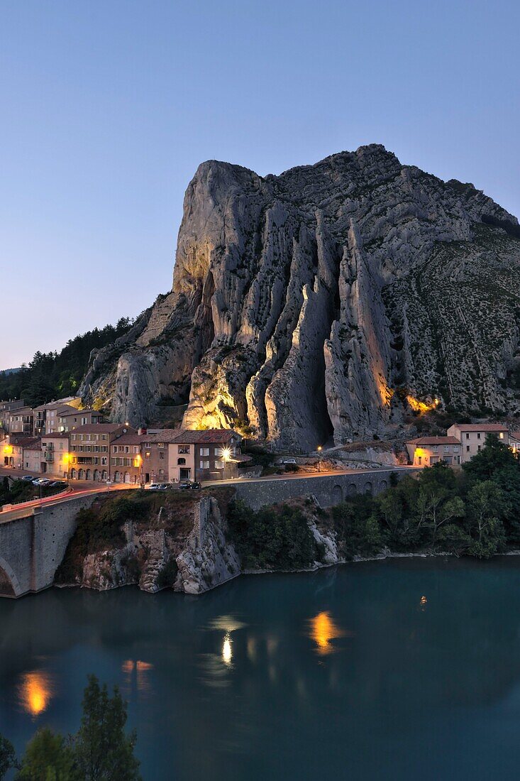 France, Alpes de Haute Provence, Sisteron, the Durance river, the Baume bridge and rock\n