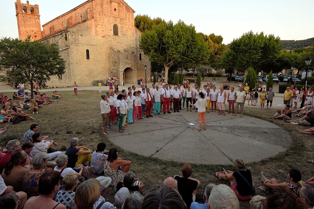 France, Vaucluse, Vaison la Romaine, in front of the Notre Dame de Nazareth cathedral, show during the Choralies in august, choir\n