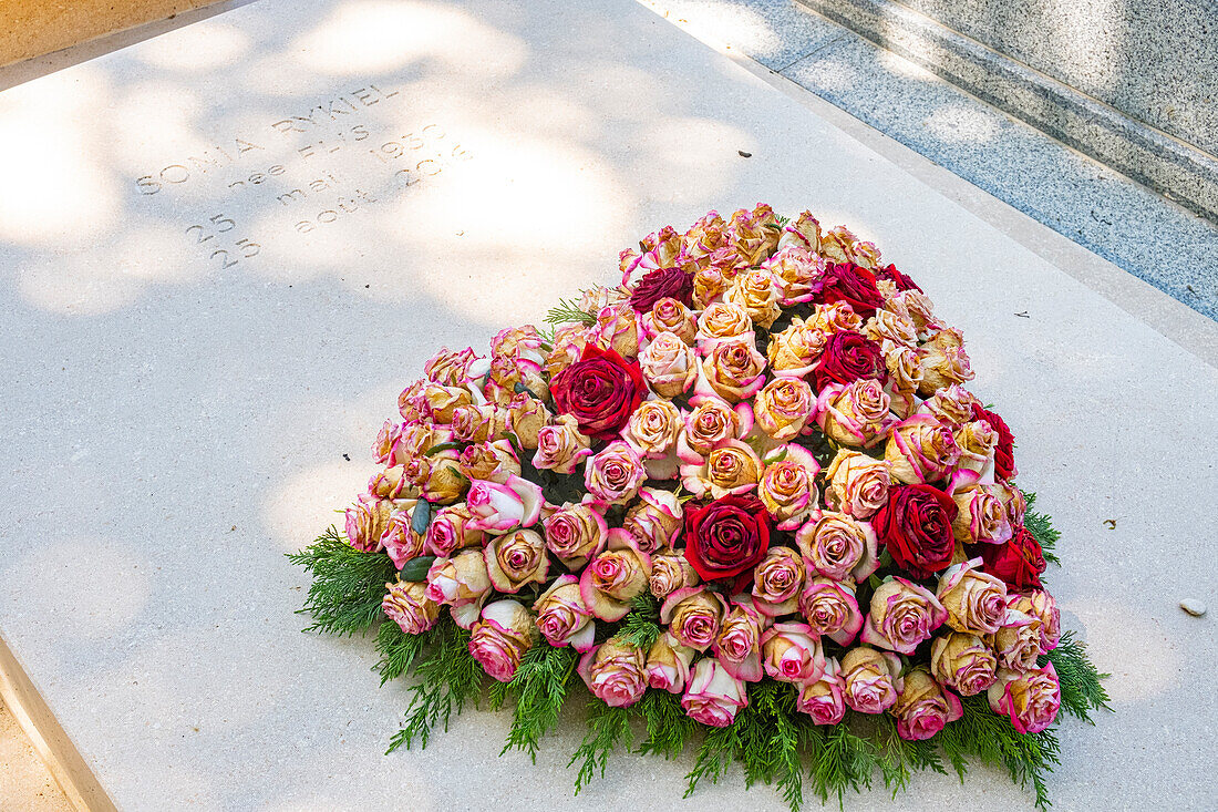 France, Paris, Montparnasse cemetery, Sonia Rykel's grave\n