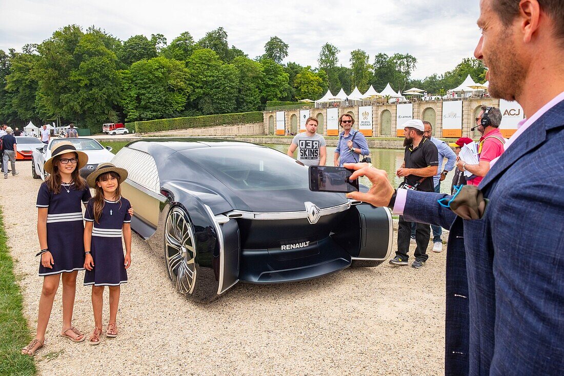 France, Oise, Chantilly, Chateau de Chantilly, 5th edition of Chantilly Arts & Elegance Richard Mille, a day devoted to vintage and collections cars, Renault EZ-Ultimo, concept car\n