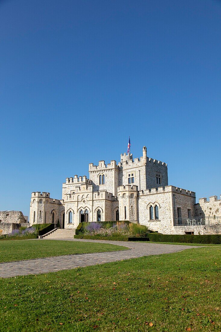 Frankreich, Pas de Calais, Condette, Schloss Hardelot, Herrenhaus im Tudor-Stil aus dem frühen zwanzigsten Jahrhundert, das auf den Fundamenten einer Burg errichtet wurde