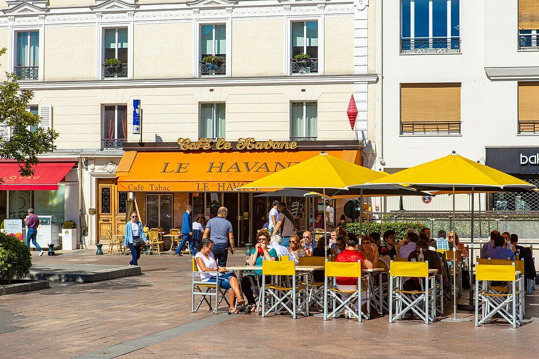 Frankreich, Hauts de Seine, Neuilly sur Seine, Marktplatz des Sablons