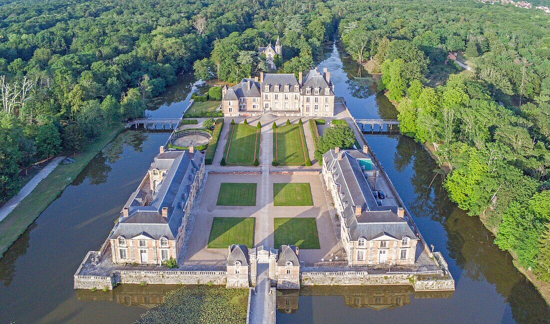 France, Loiret, Sologne Region, Loire Castles, La Ferte Saint Aubin Castle (aerial view)\n