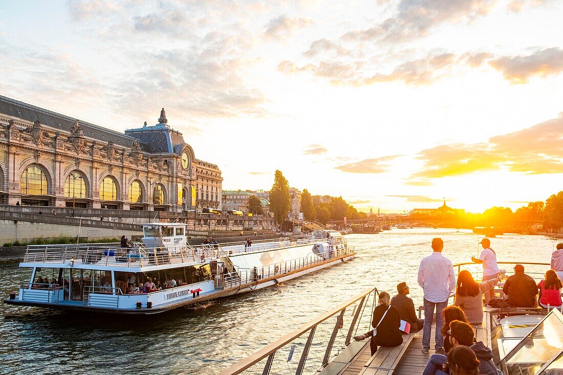 France, Paris, area listed as World Heritage by UNESCO, Fly Boat Cruise\n
