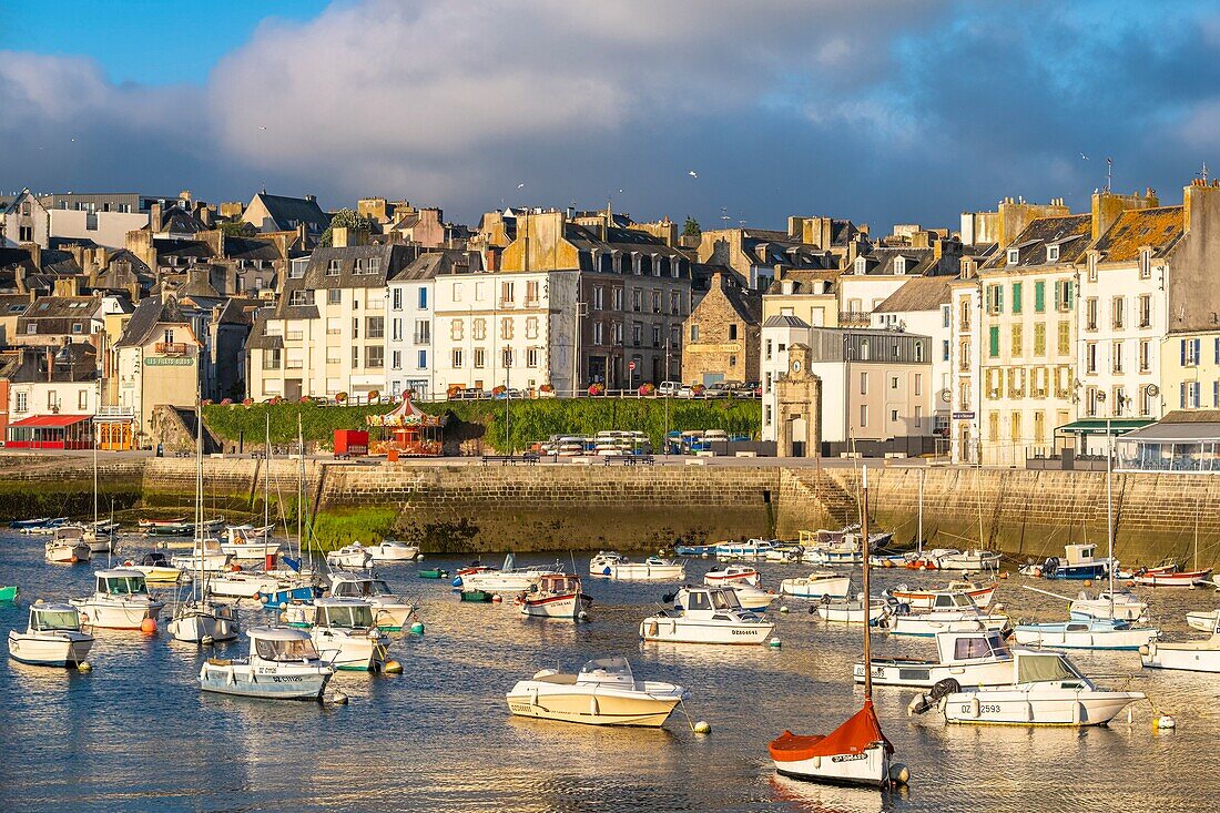 France, Finistere, Douarnenez, Rosmeur Port\n