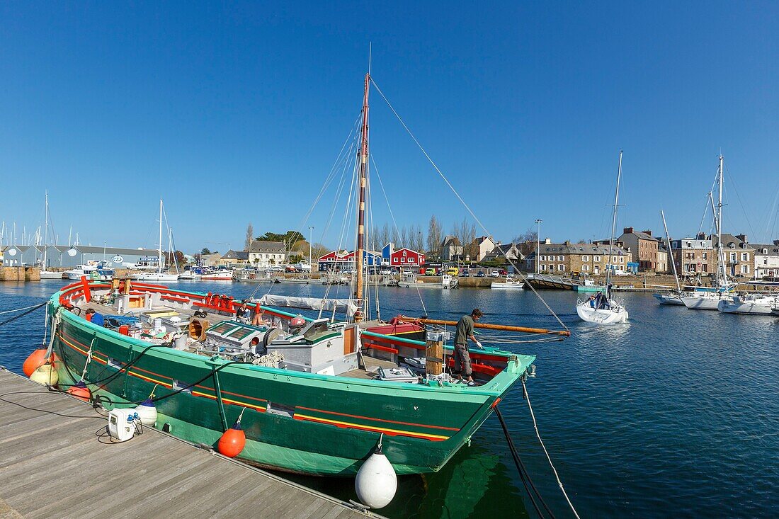 Frankreich, Cotes d'Armor, Paimpol, der Hafen