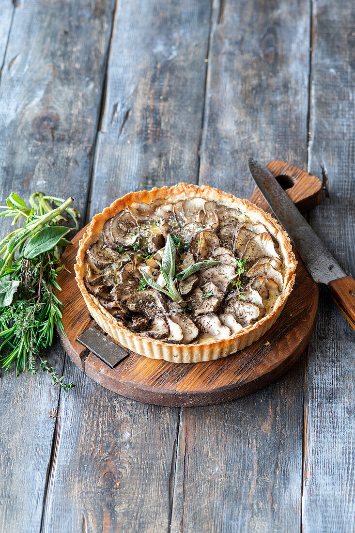 Jerusalem artichoke torte with cheese filling and herbs