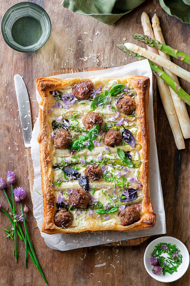 Asparagus and meatball pastry