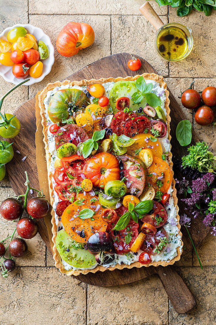 Tomato and goat's cheese tart