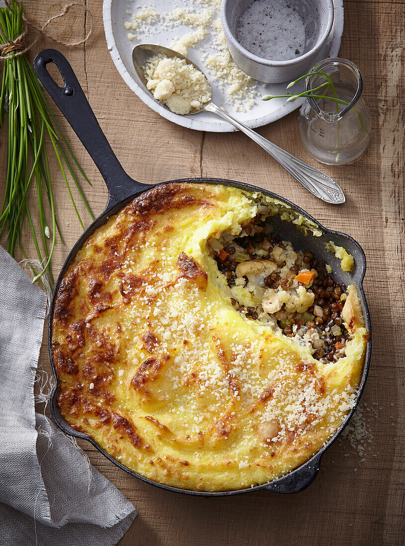 Vegetarian lentil and cauliflower pie