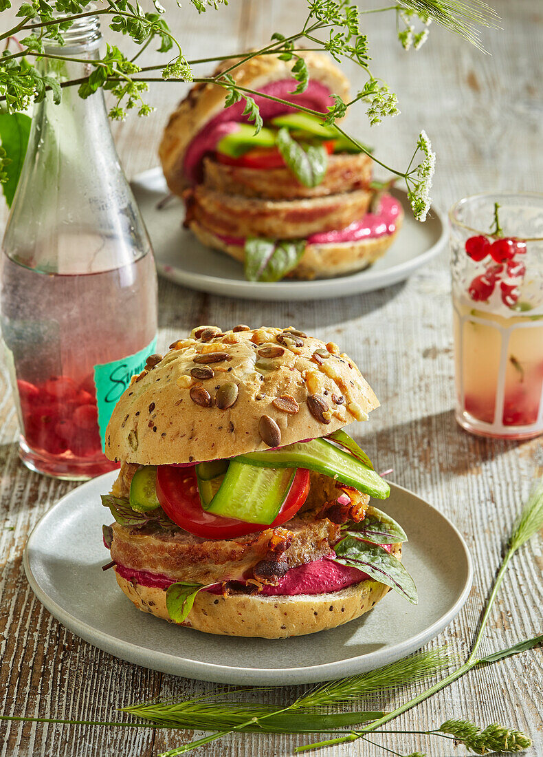 Meatloaf sandwich with vegetables and beetroot cream