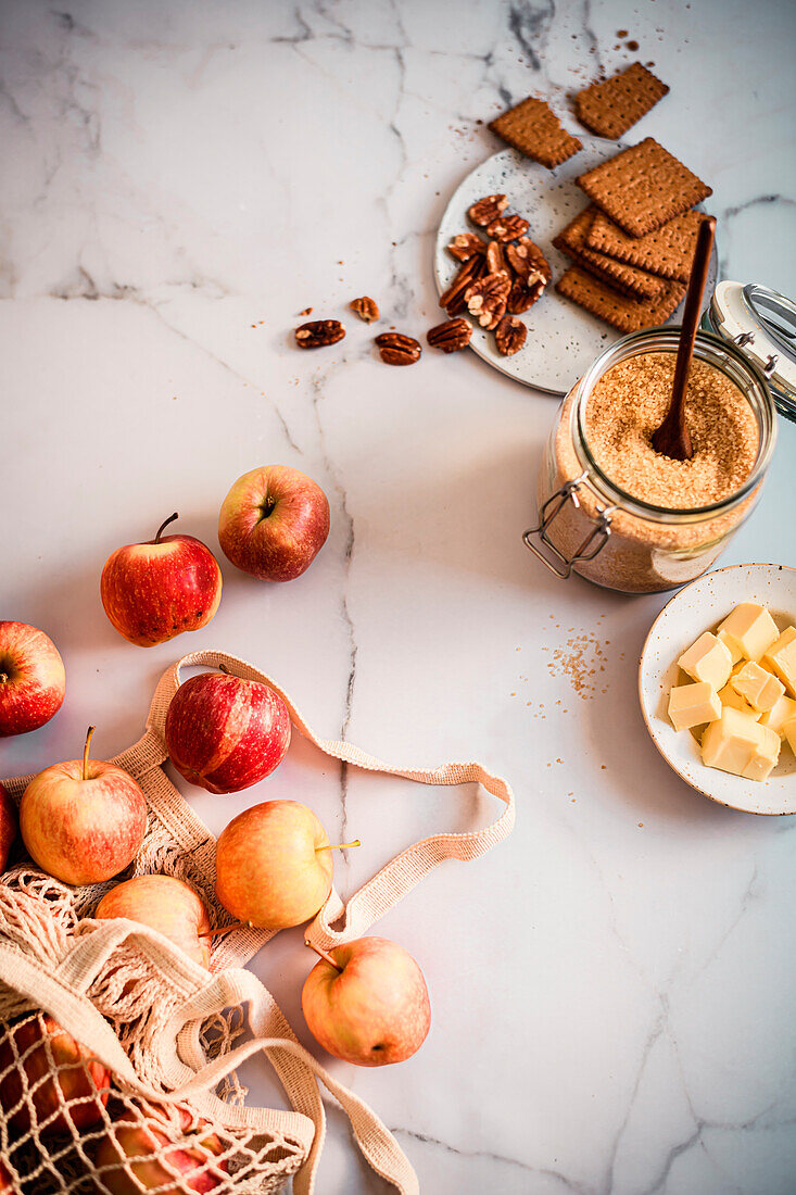 Ingredients for apple cheesecake with cinnamon crumble