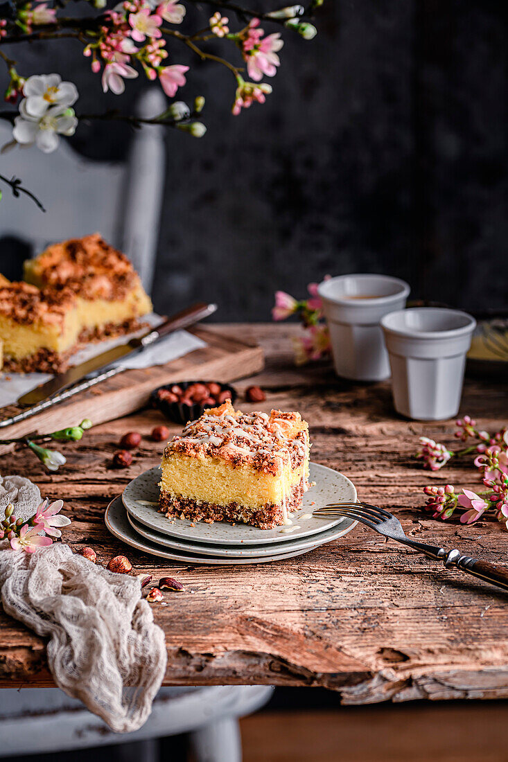 Eggnog nut cake