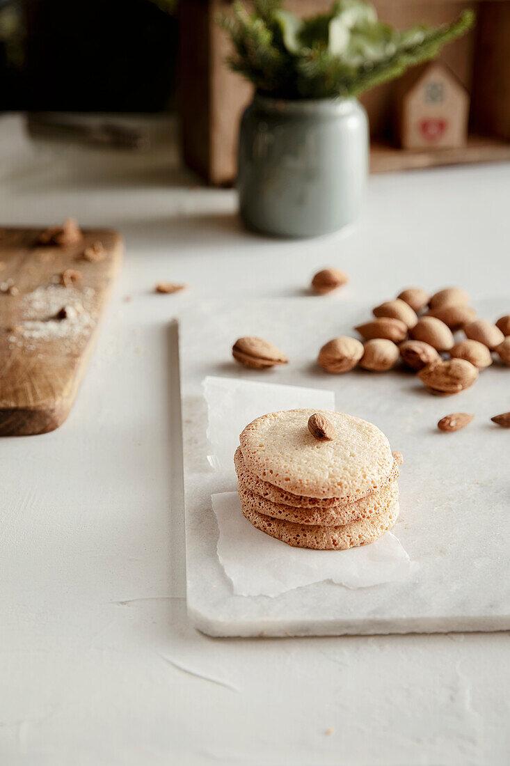 Almond cookies