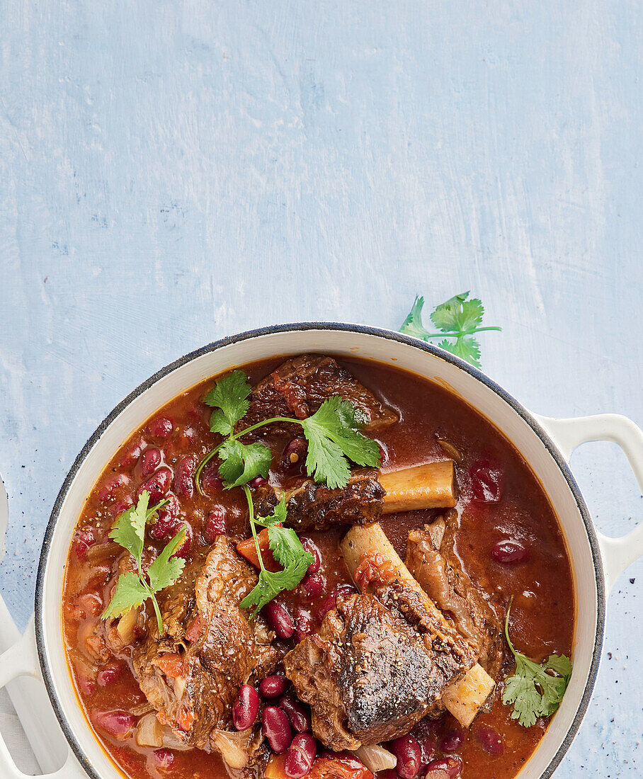 Chilli con carne made from beef ribs