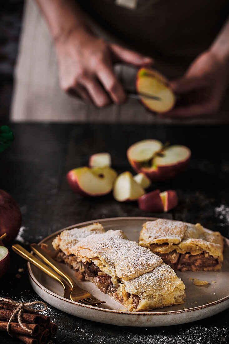 Covered crumbly apple pie (apple snake)