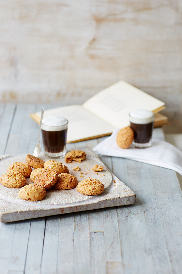 Amaretti and coffee