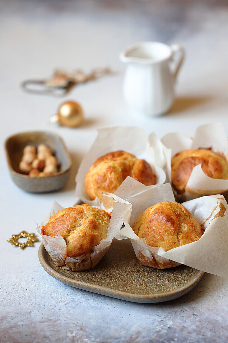 Gorgonzola and hazelnut muffins