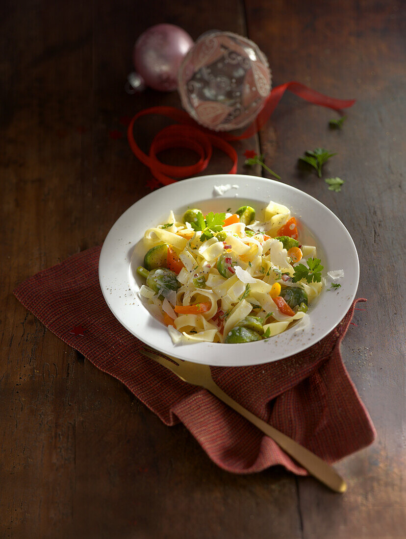 Tagliatelle mit Rosenkohl