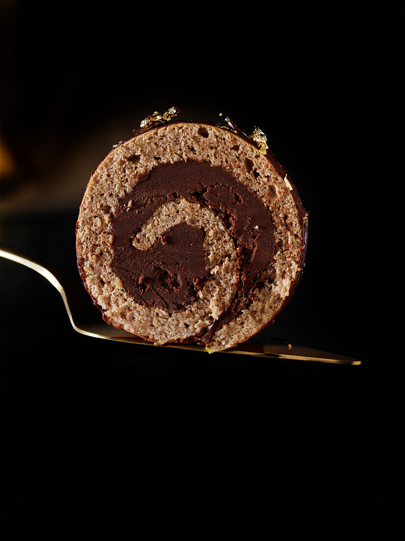 Cake rolls with chocolate cream