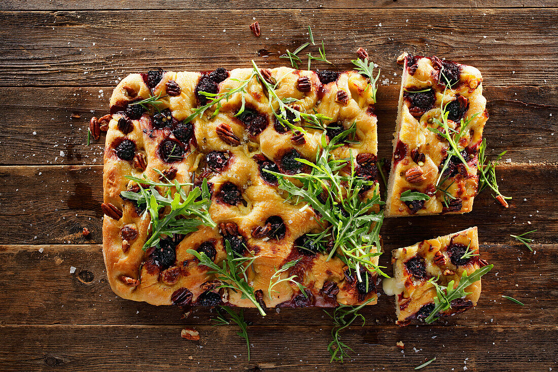Goat's cheese focaccia with blackberries