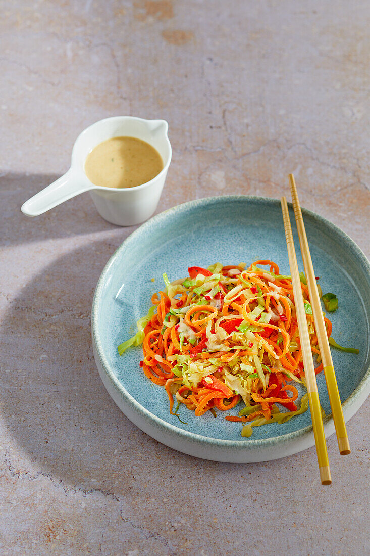 Asian vegetable noodles with peanut sauce