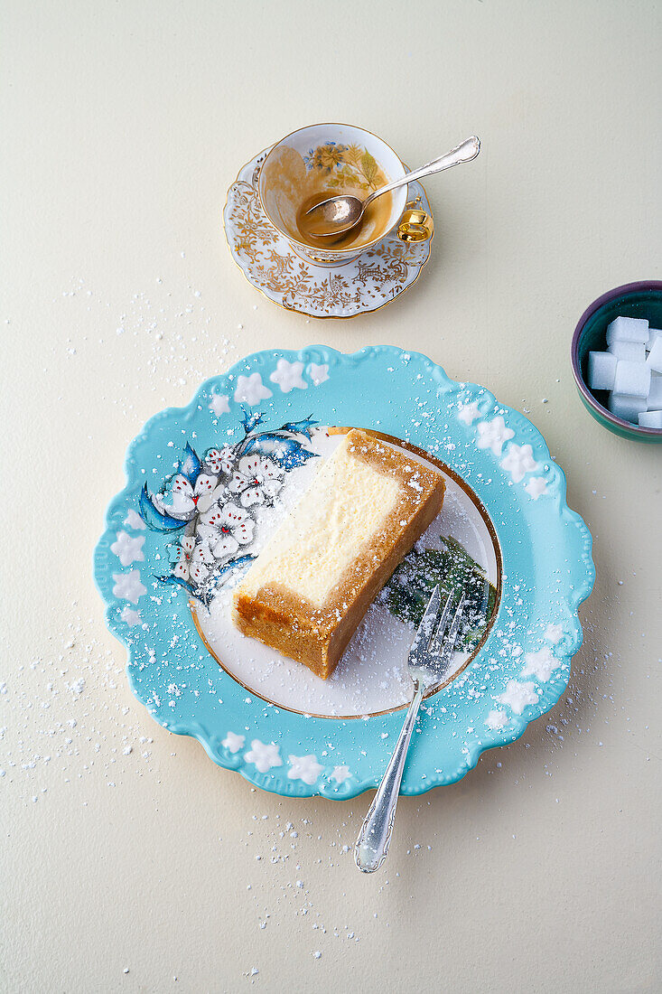 Cheesecake with icing sugar