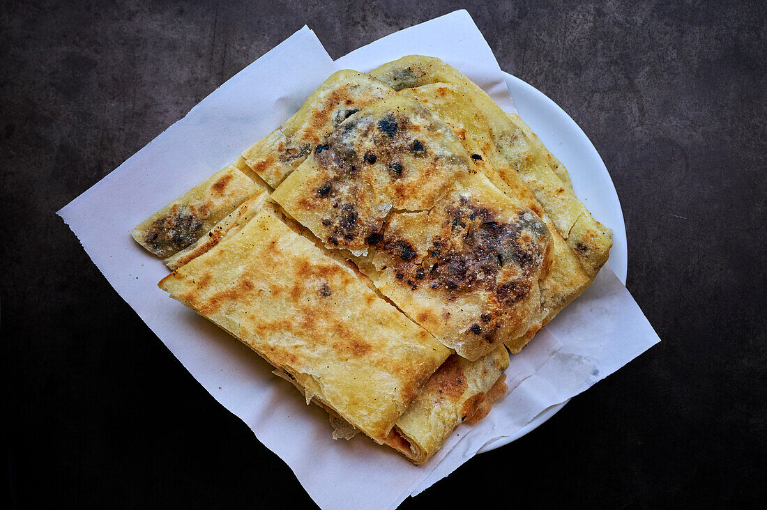 Moroccan crêpes with olives