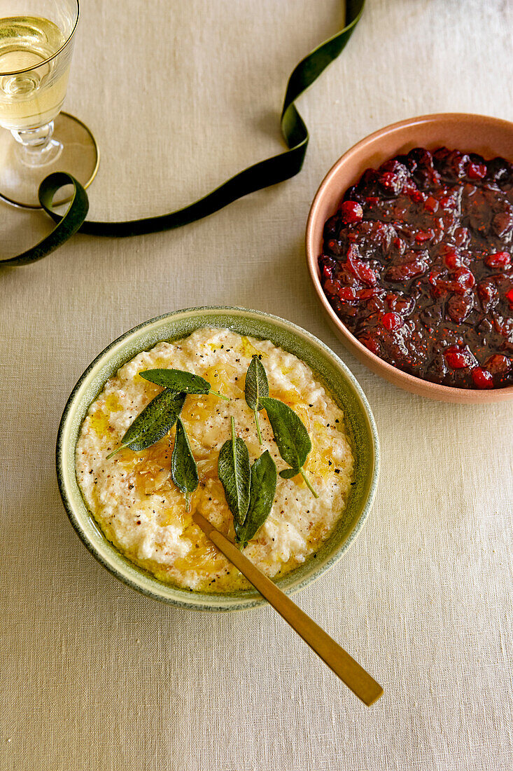 Sizzling sage and onion bread sauce, cranberry sauce