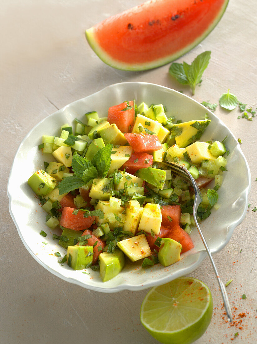 Melonensalat mit Avocado