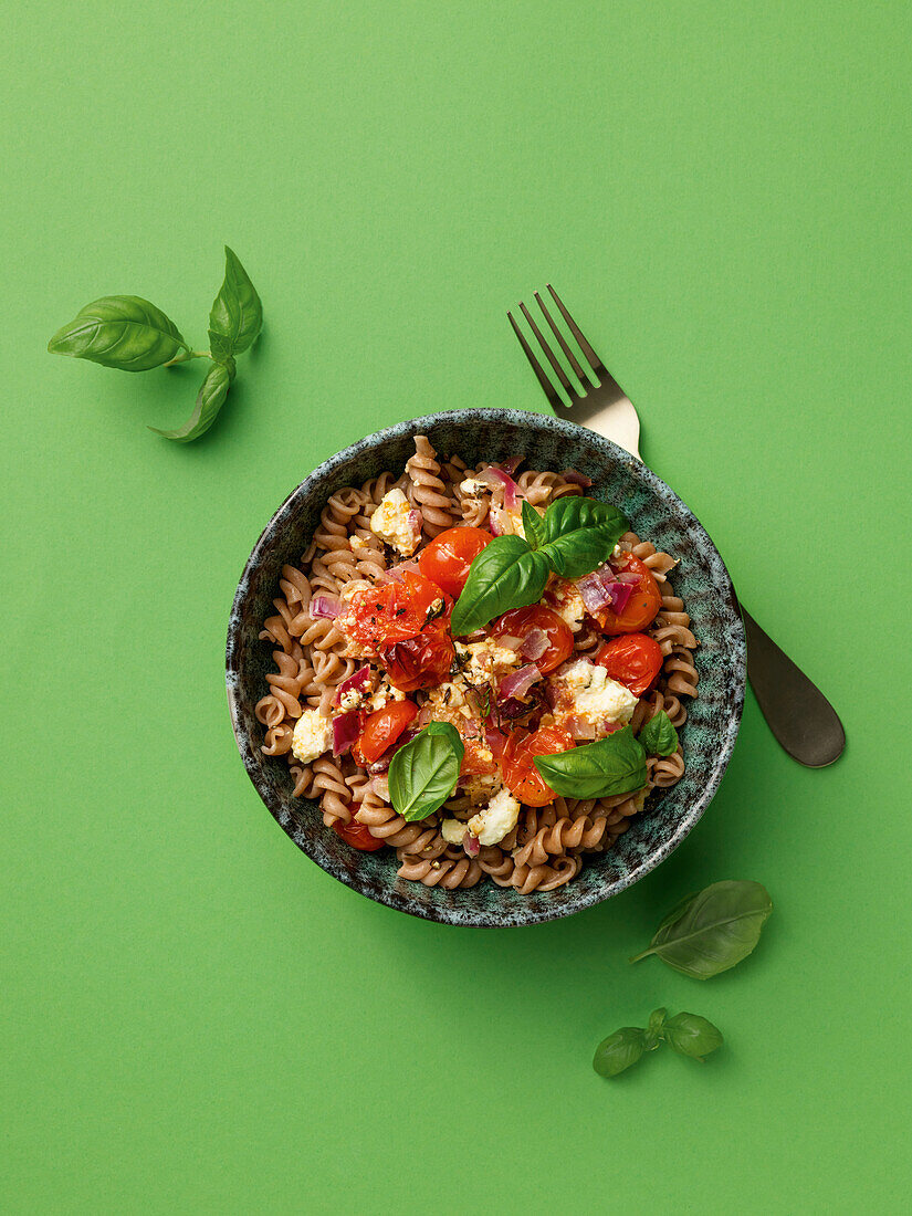 Feta pasta with tomatoes