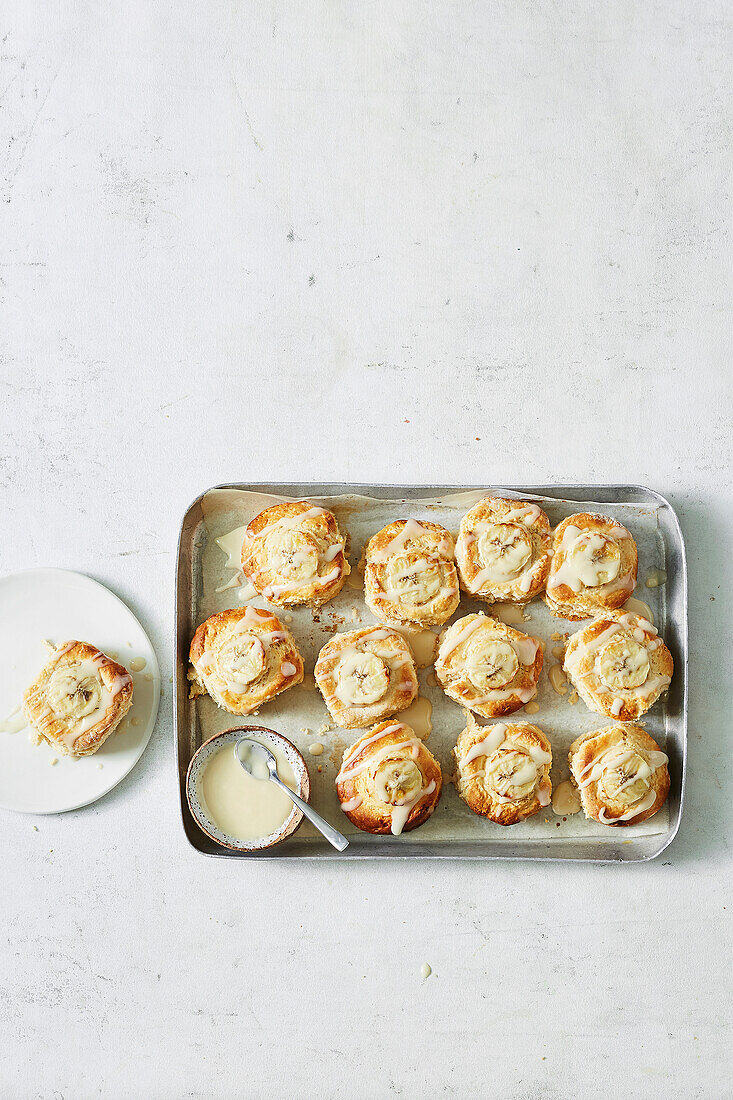 Banana bread scones