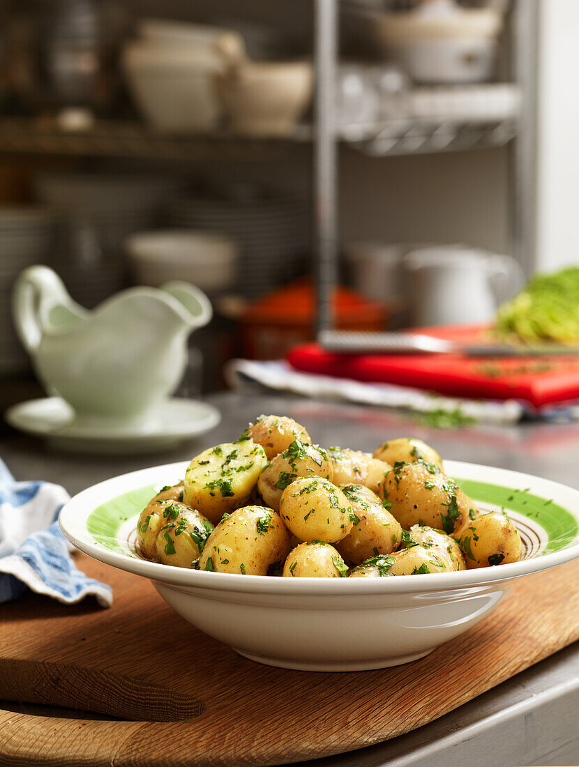 New potatoes with herbs and butter