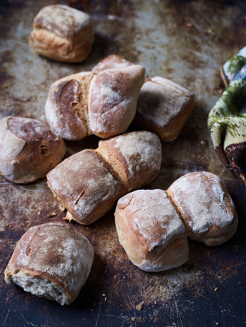 Swiss spelt roll