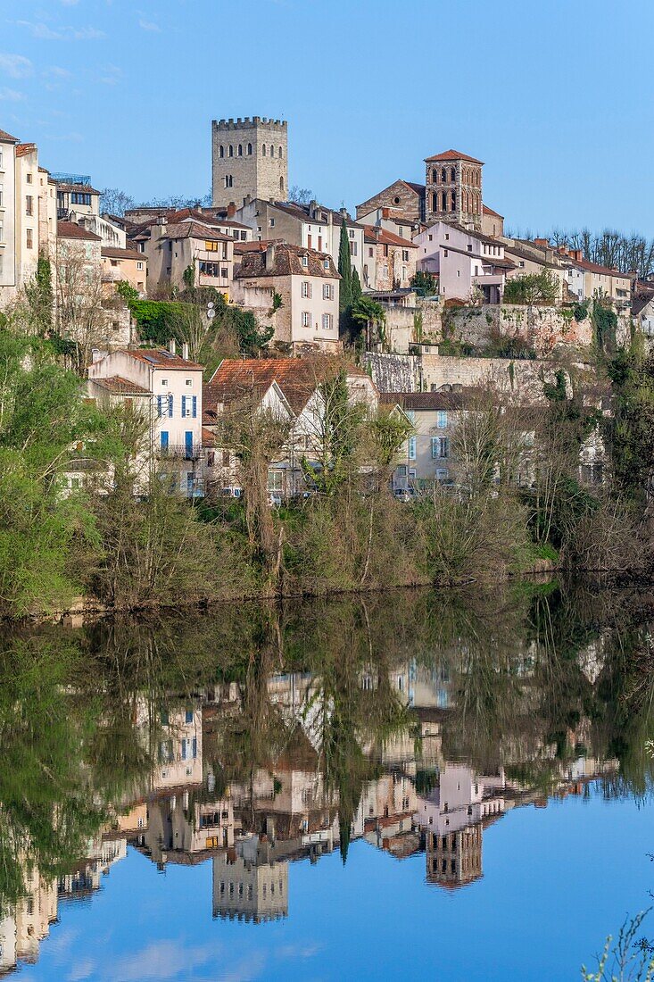 France,Lot,Cahors,Tower of palais Dueze and Saint Barthelemy church,Lot valley,Quercy