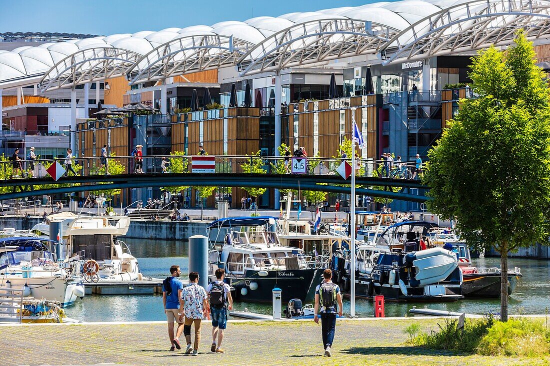 France,Rhone,Lyon,district of La Confluence in the south of the peninsula,first French quarter certified sustainable by the WWF,retail and leisure center Confluence is a shopping center designed by the architect Jean-Paul Viguier inaugurated in 2012