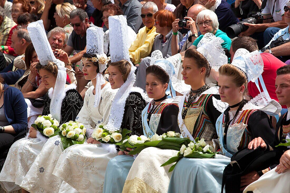 France,Finistere,Festival of Embroiderers of Pont l'Abbé,Queens and their bridesmaids