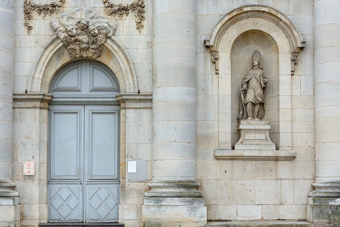 France,Meurthe et Moselle,Nancy,facade of Notre Dame de Bonsecours church by architect Here which hosts the tumbs of Catherine Opalinska and Stanislas Leszczynski