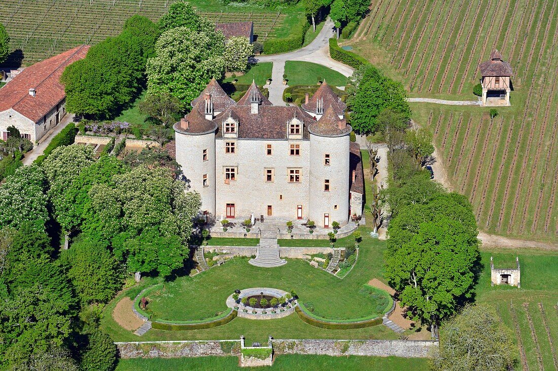 France,Lot,Caillac,Lagrezette castle where a wine of Cahors is produced and its dovecote (aerial view)