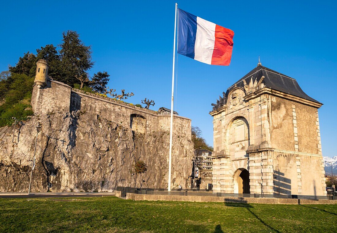Frankreich,Isere,Grenoble,Porte de France ist Teil der von Lesdiguières im 17. Jahrhundert errichteten Festungsmauern