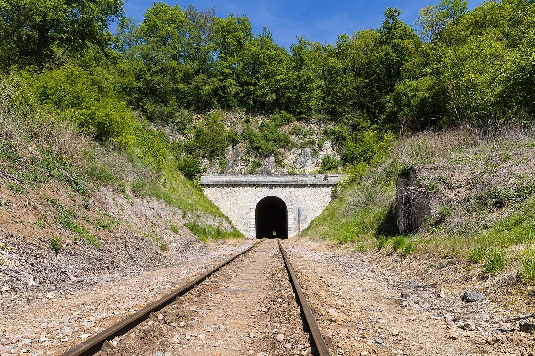 Frankreich,Loir et Cher,Saint Rimay,Deutsches Hauptquartier W3,Südeingang des Eisenbahntunnels