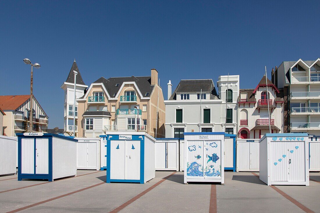 France,Pas de Calais,the Opale coast,Wimereux,the dike,beach huts and Belle Epoque villas