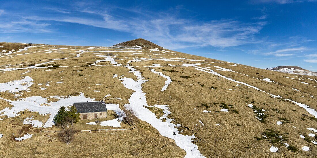 France,Puy de Dome,Mont Dore,Regional Natural Park of the Auvergne Volcanoes,Monts Dore,the Puy Corde (aerial view)