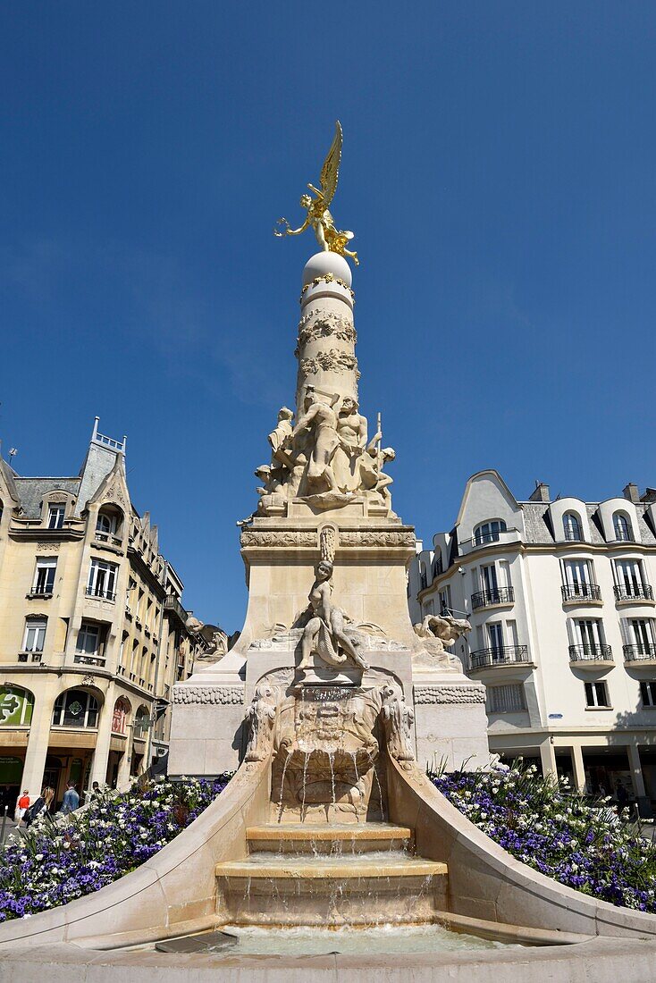 Frankreich,Marne,Reims,Place Drouet d'Erlon,Sube-Brunnen aus dem Jahr 1906
