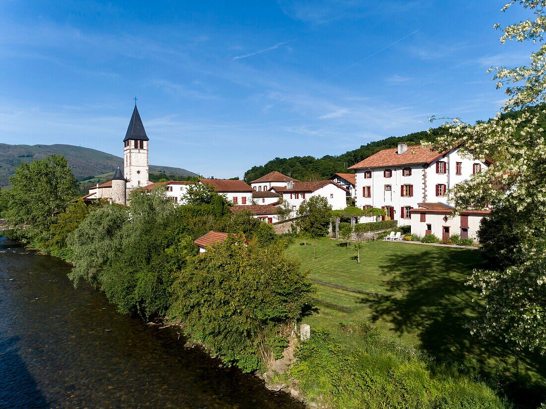 Frankreich,Pyrenees Atlantiques,Baskenland,Saint Etienne de Baigorry