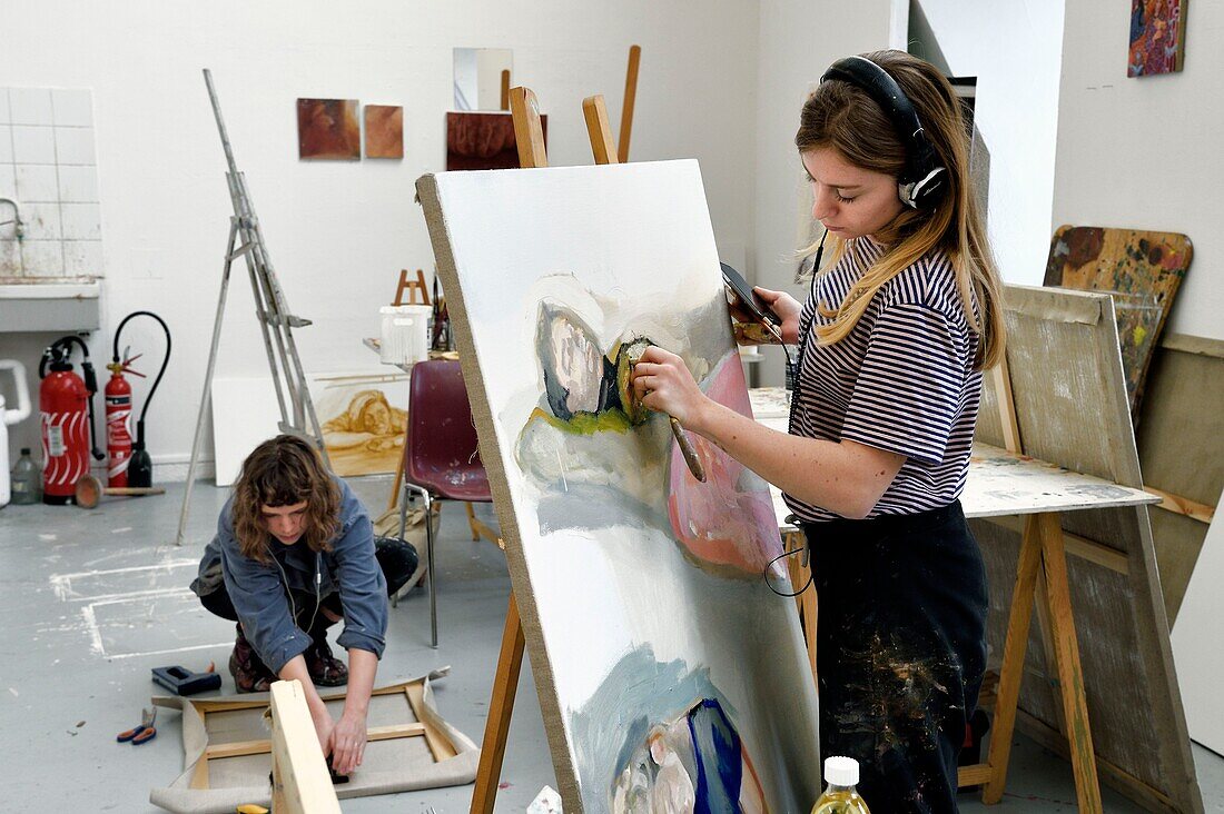 France,Paris,Saint Germain des Pres district,Ecole nationale superieure des Beaux-Arts (Fine Arts school),Chimay building in the former Hotel de Chimay,students in the Tim Eitel workshop